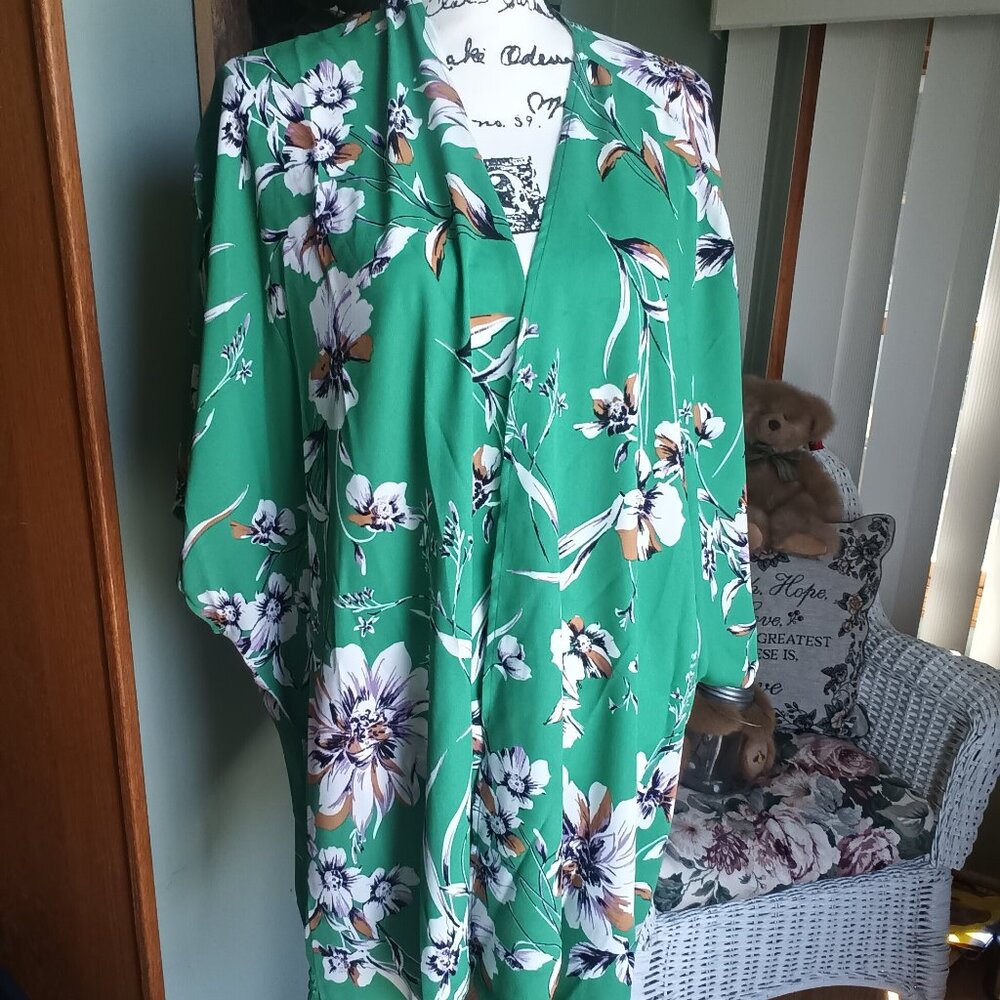 Floral Tassel Kimono